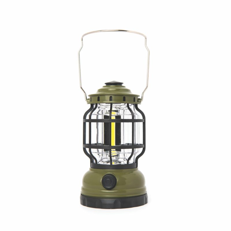 gentlemens hardware 01 camping lantern 152728