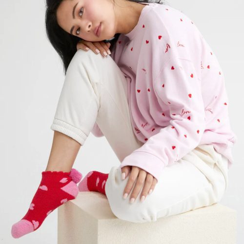 shiraleah 35 97 032RE hearts home socks being worn by model