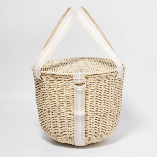 sunnylife S41PCNAT round plastic rattan insulated picnic cooler basket in le weekend natural front view straps up